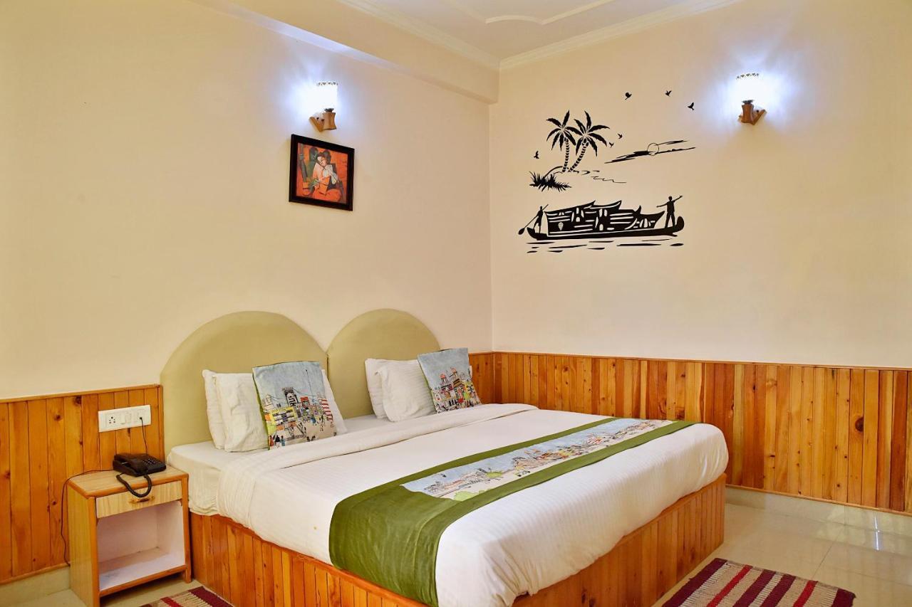 Flagship 4637 Hotel K Square Manali  Ngoại thất bức ảnh